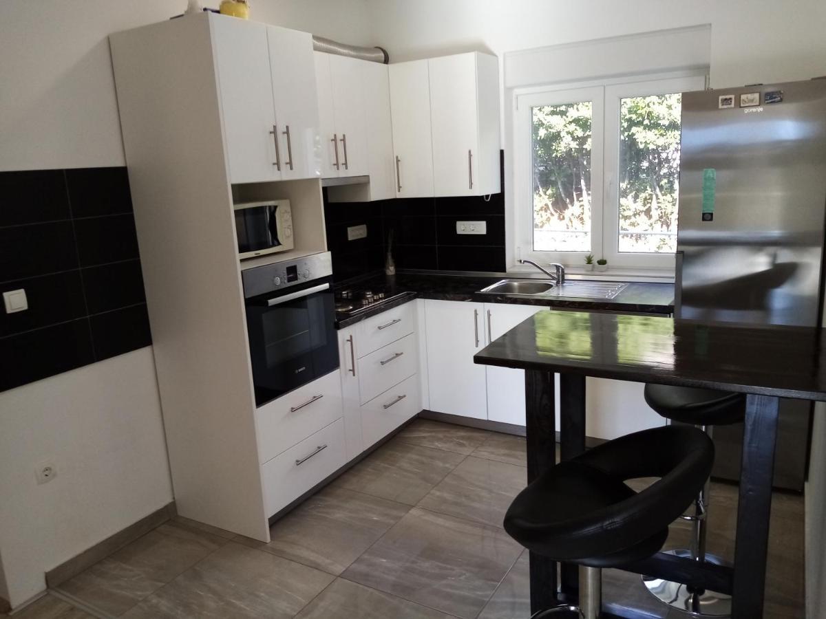 Apartment Nino Градац Екстериор снимка