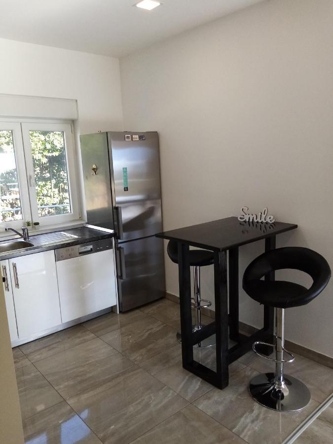 Apartment Nino Градац Екстериор снимка