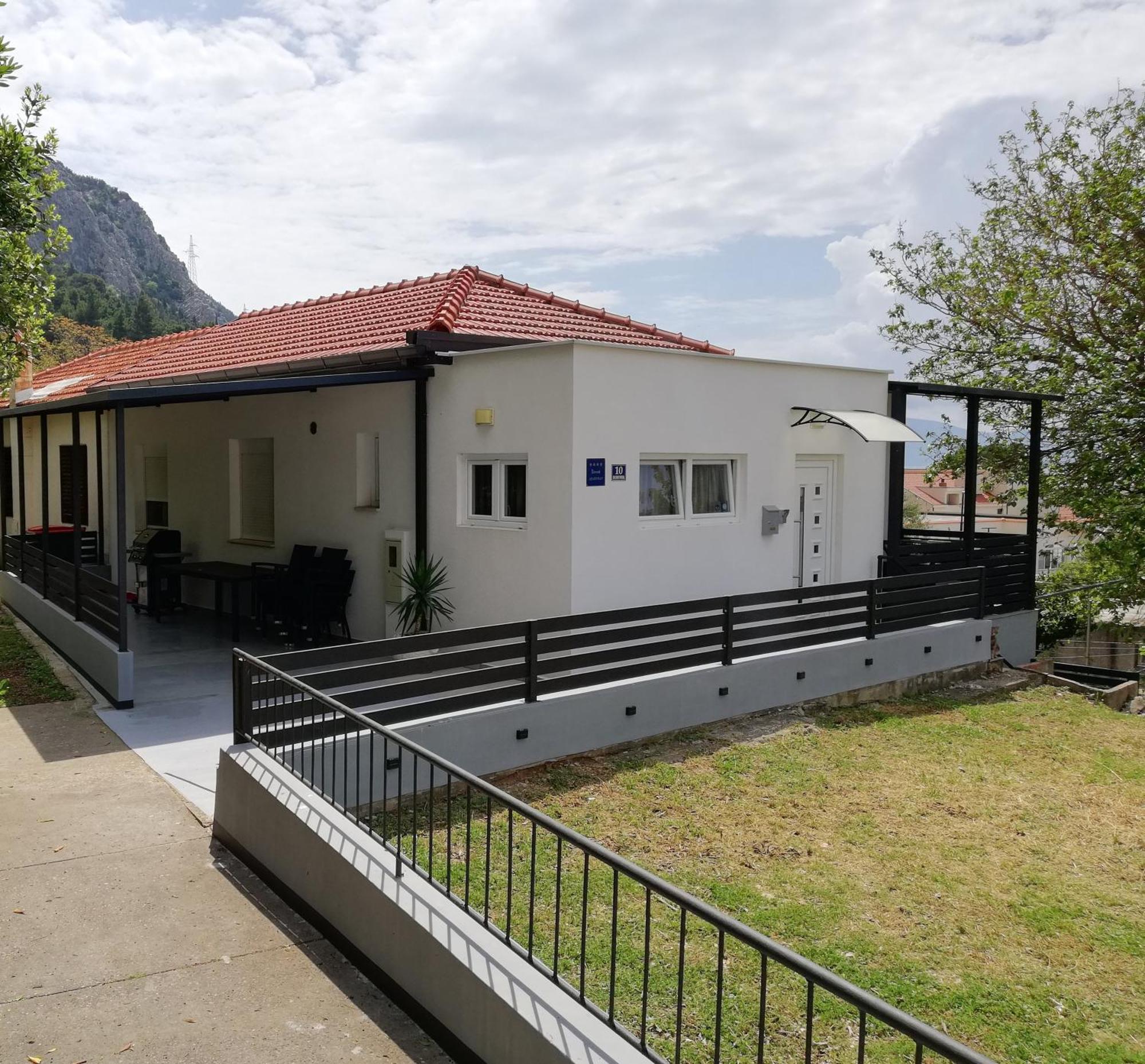 Apartment Nino Градац Екстериор снимка